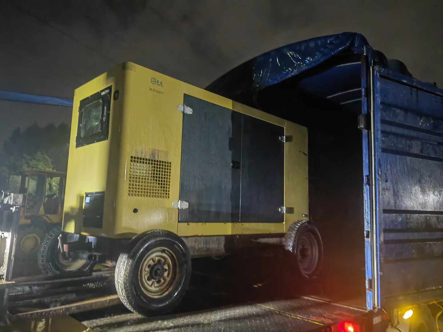 福贡如何根据负载特性选择合适的柴油发电机？