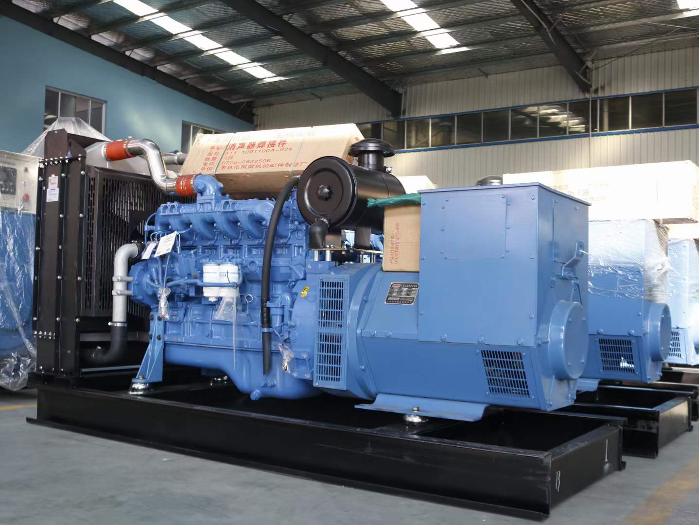 福贡柴油发电机组空气滤清器多久需要更换一次？