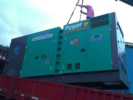 福贡柴油发电机组转速不稳定时，如何对发动机进行维护？