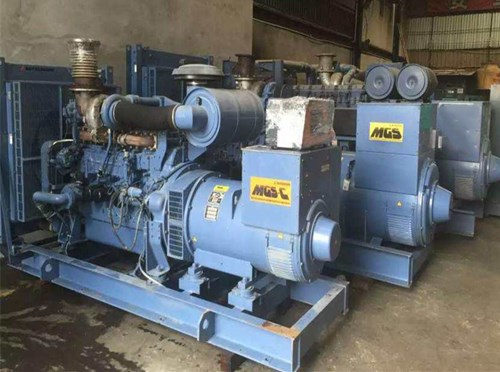 福贡柴油发电机如何测试电流大小？