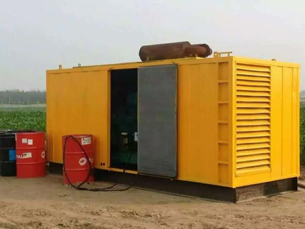 福贡如何判断柴油发电机的充电系统是否正常？